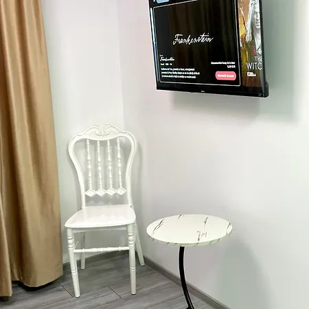 Le Charme Boutique